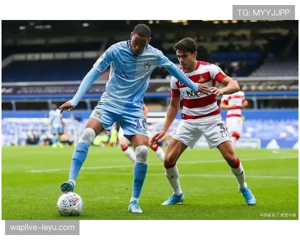 赫尔城锋线重组迎新援加盟，表现备受期待