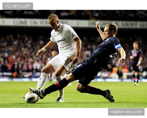 迪亚比在英超首秀表现出色，助力南安普顿迎来强劲对手挑战