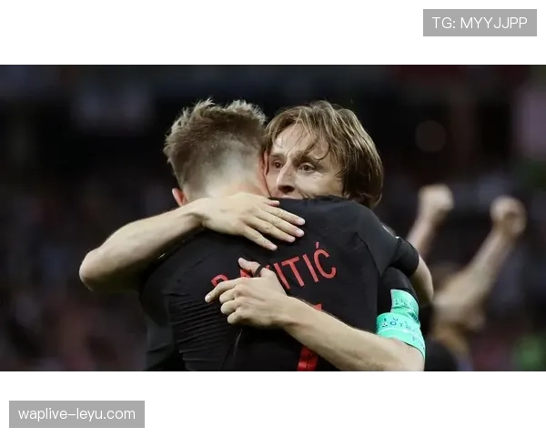 莫德里奇与伊涅斯塔巅峰期战术角色对比分析 莫德里奇与伊涅斯塔巅峰期战术角色对比分析