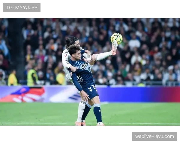 皇马:更衣室权力重新分配,对赛季稳定性与竞争格局产生阶段性影响 皇马:更衣室权力重新分配,对赛季稳定性与竞争格局产生阶段性影响