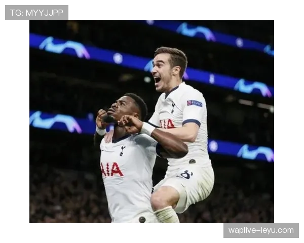 热刺战绩飘忽，进攻亮眼却难掩全队失控？